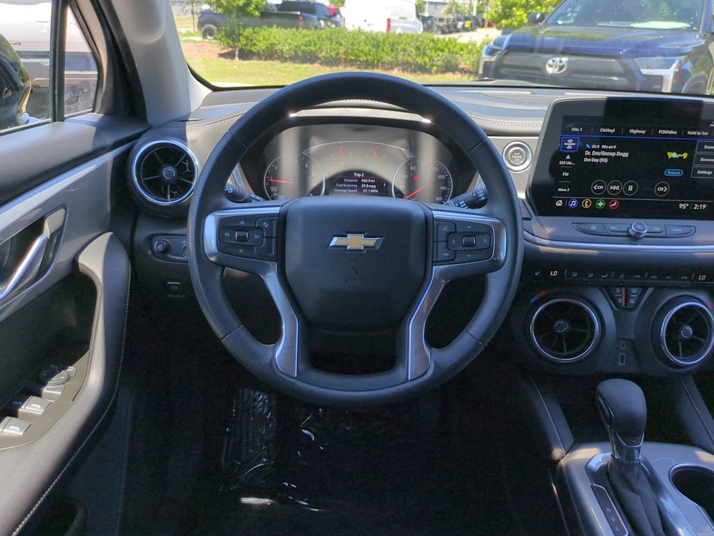 Thumbnail: 2025 Chevrolet Blazer - 9