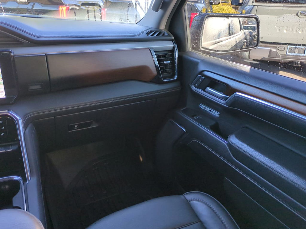 Thumbnail: 2025 GMC Sierra 1500 - 20