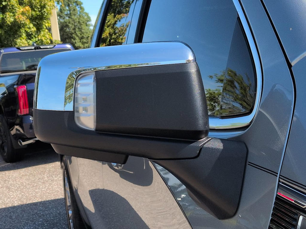 Thumbnail: 2024 GMC Sierra 1500 - 18