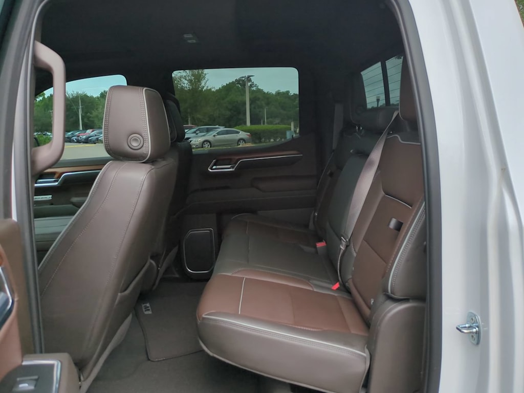 Thumbnail: 2023 GMC Sierra 1500 - 12