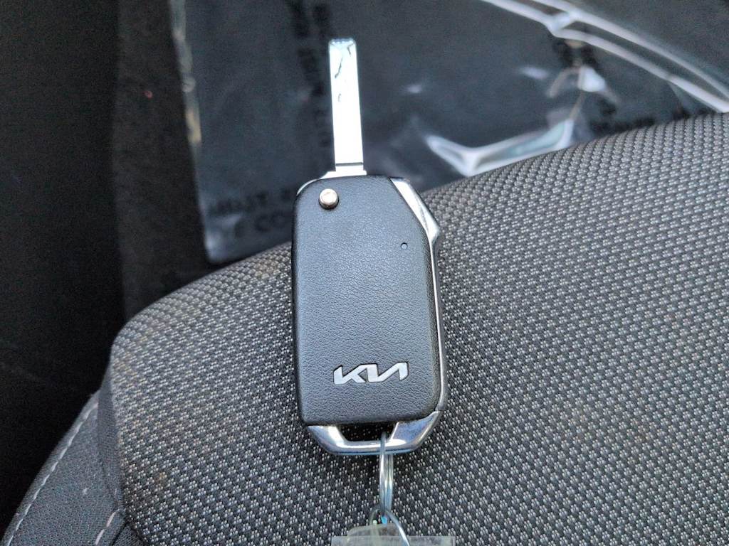 Thumbnail: 2023 Kia Forte - 16