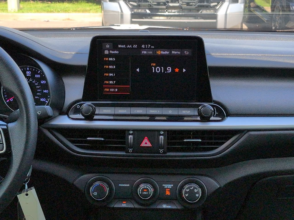 Thumbnail: 2023 Kia Forte - 14