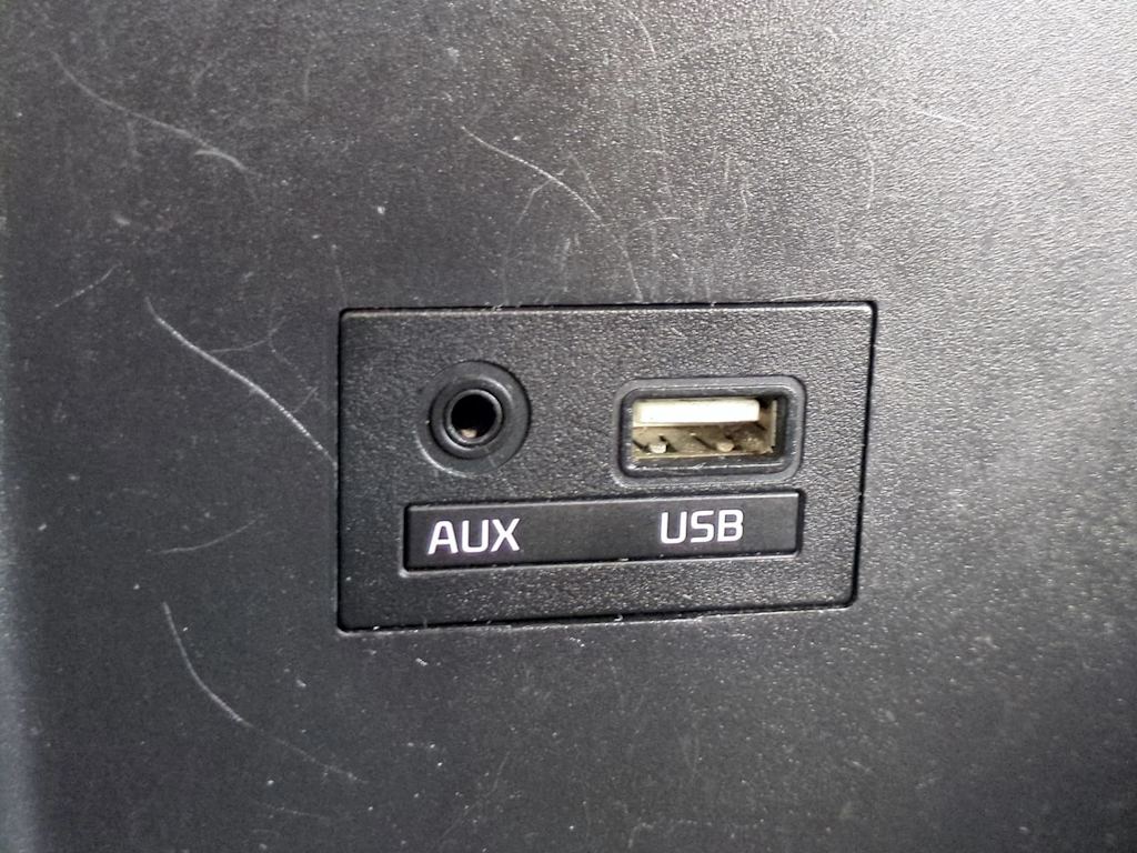 Thumbnail: 2017 Kia Forte - 21