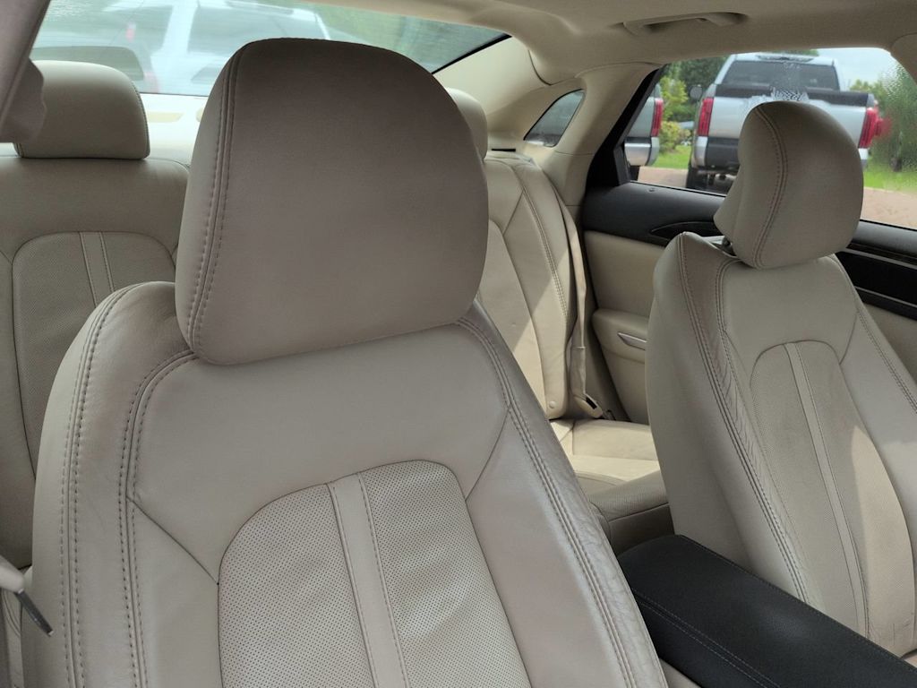 Thumbnail: 2013 Lincoln MKZ - 10