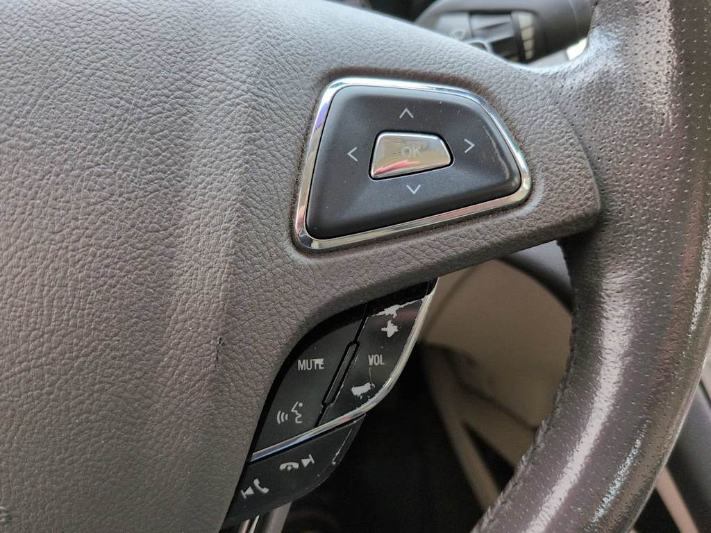 Thumbnail: 2013 Lincoln MKZ - 28