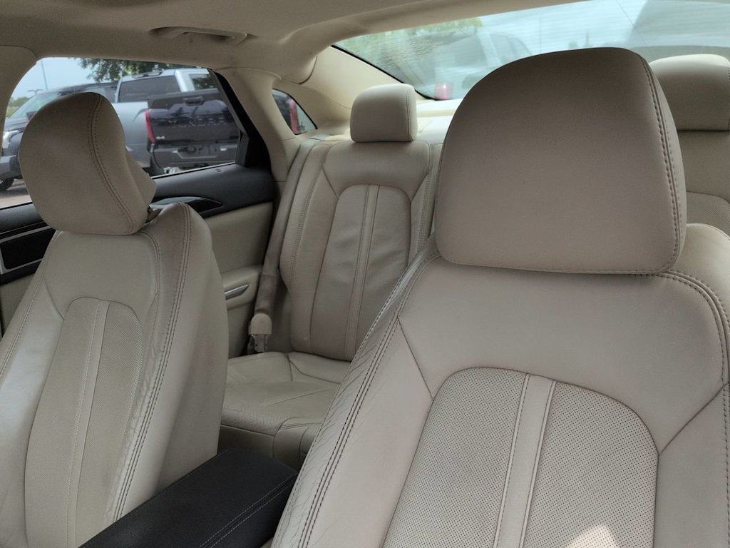 Thumbnail: 2013 Lincoln MKZ - 11