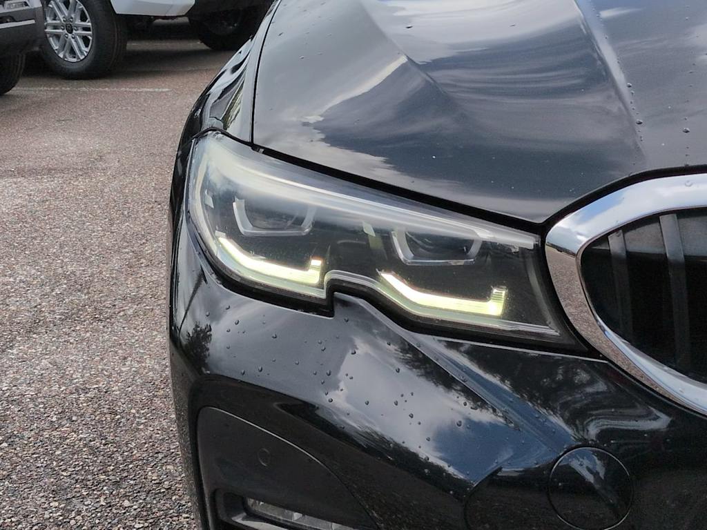 Thumbnail: 2022 BMW 3 Series - 17
