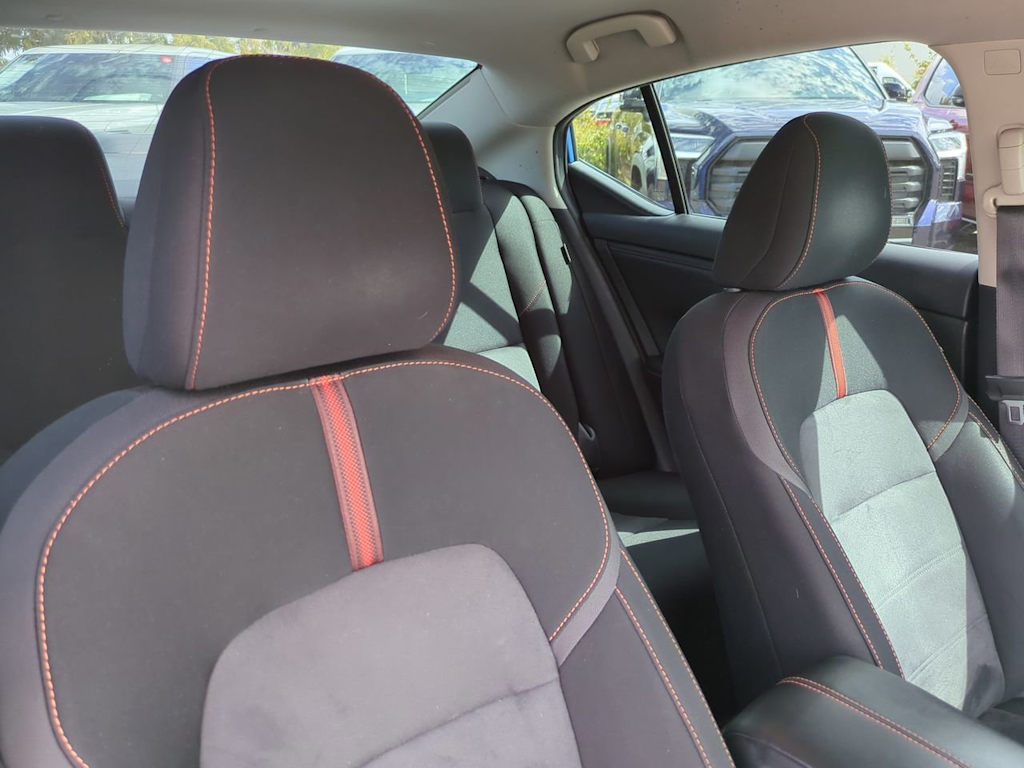 Thumbnail: 2021 Nissan Sentra - 10