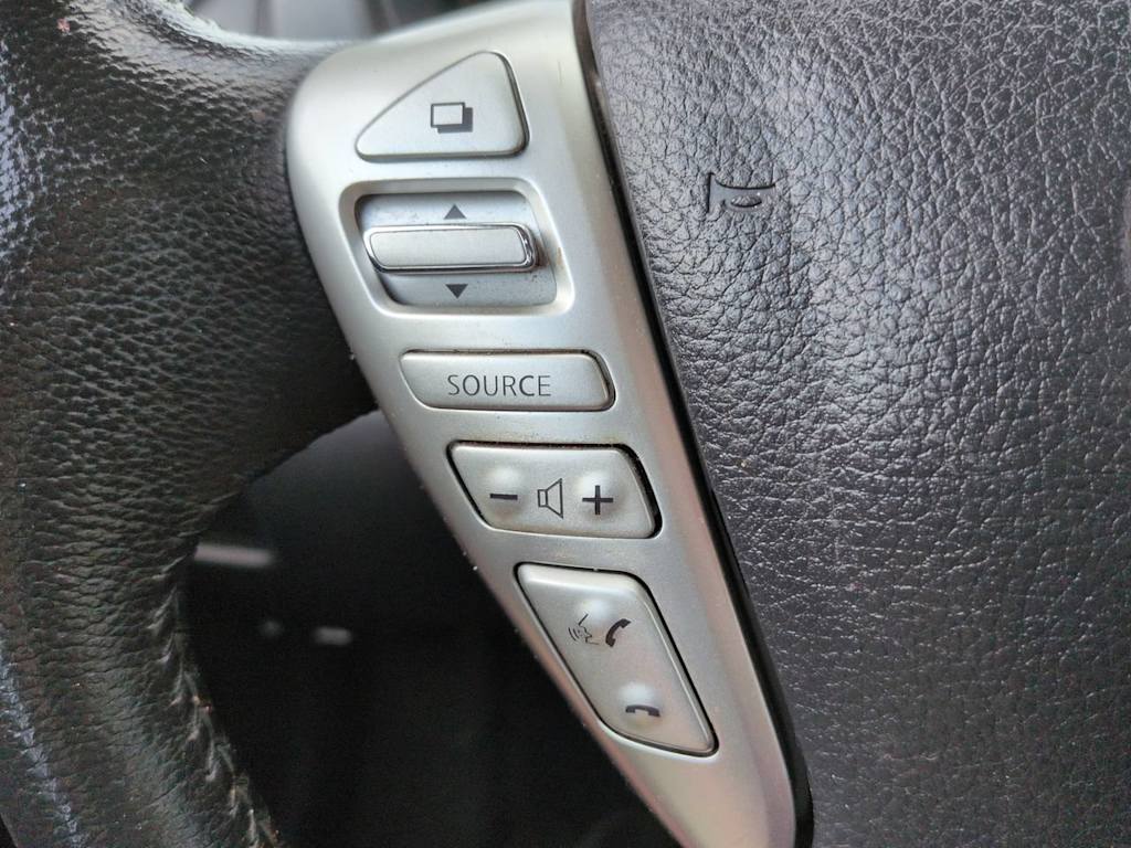 Thumbnail: 2017 Nissan Versa Note - 23