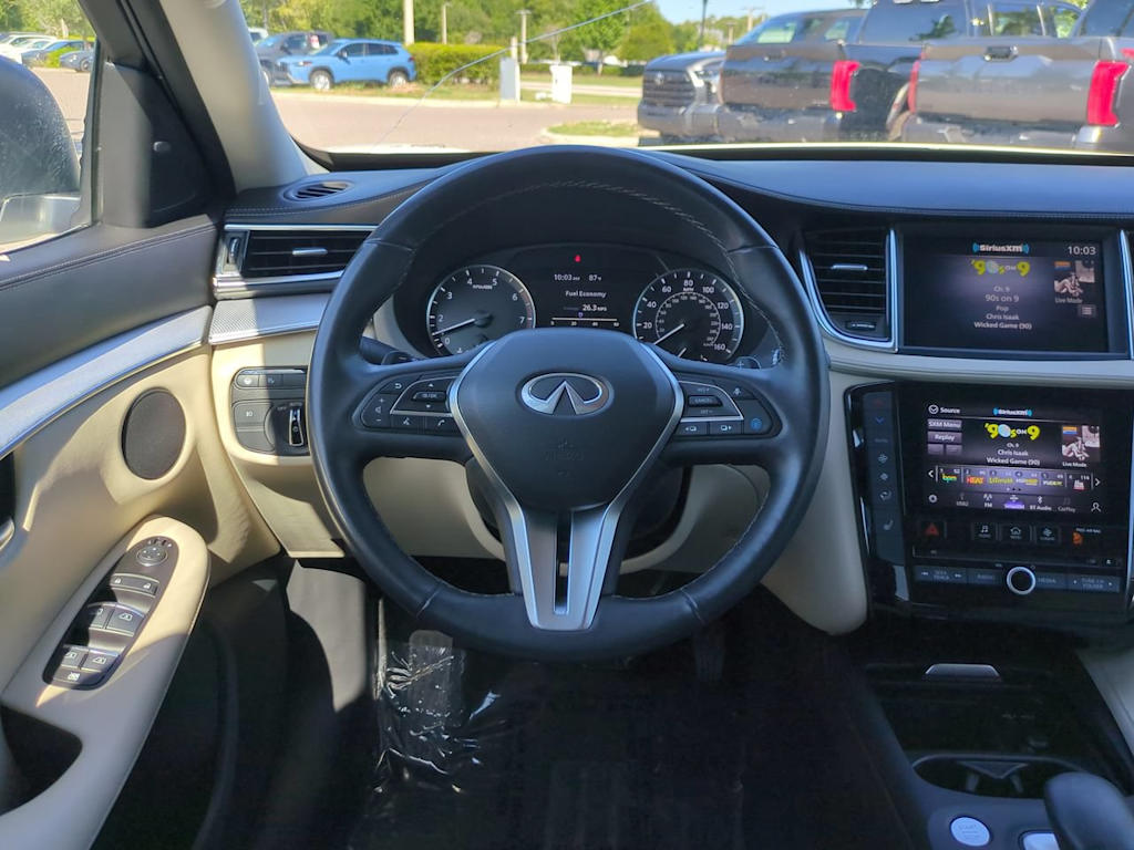 Thumbnail: 2021 INFINITI QX50 - 8
