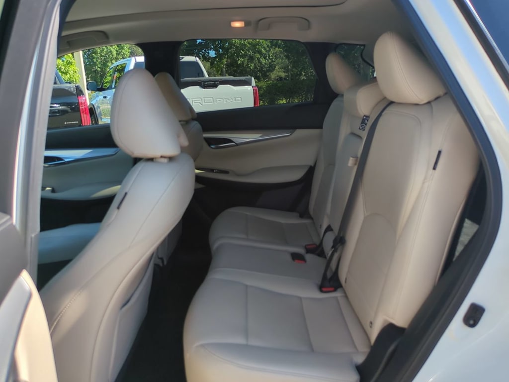 Thumbnail: 2021 INFINITI QX50 - 11