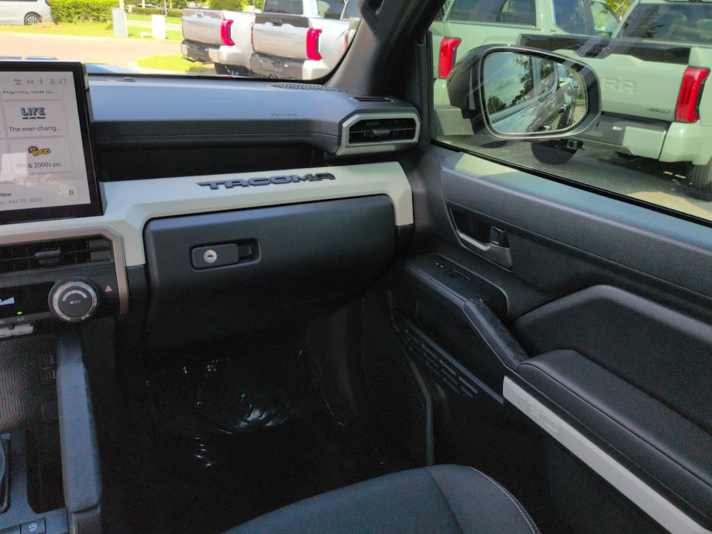 Thumbnail: 2024 Toyota Tacoma - 20