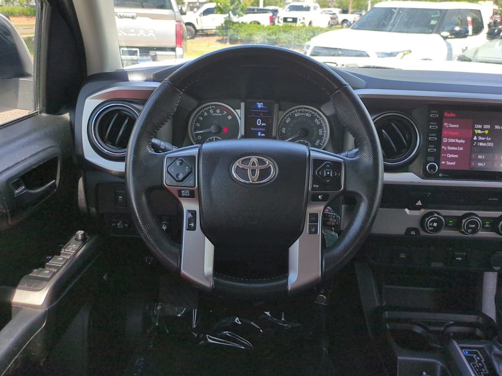 Thumbnail: 2022 Toyota Tacoma - 8