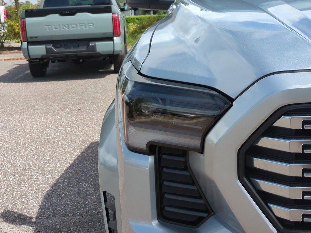 Thumbnail: 2025 Toyota Tacoma - 18