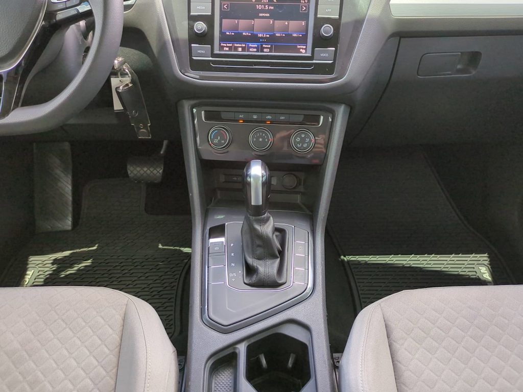 Thumbnail: 2021 Volkswagen Tiguan - 14