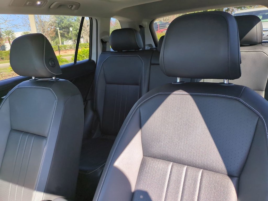 Thumbnail: 2022 Volkswagen Tiguan - 10