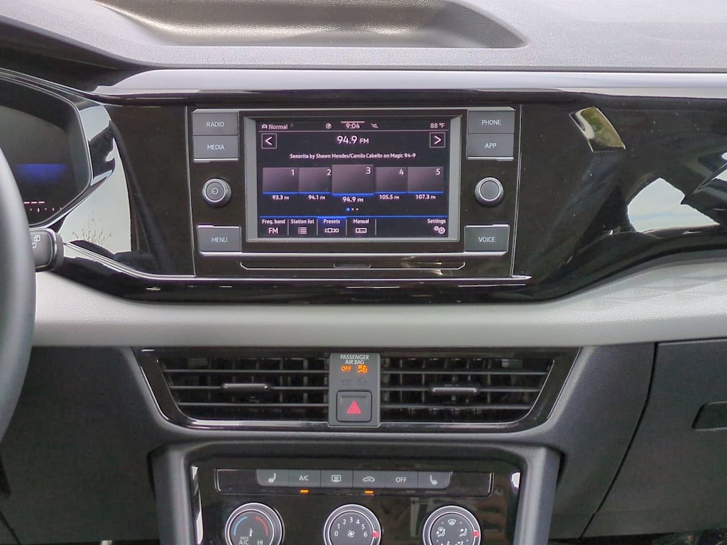 Thumbnail: 2024 Volkswagen Taos - 12