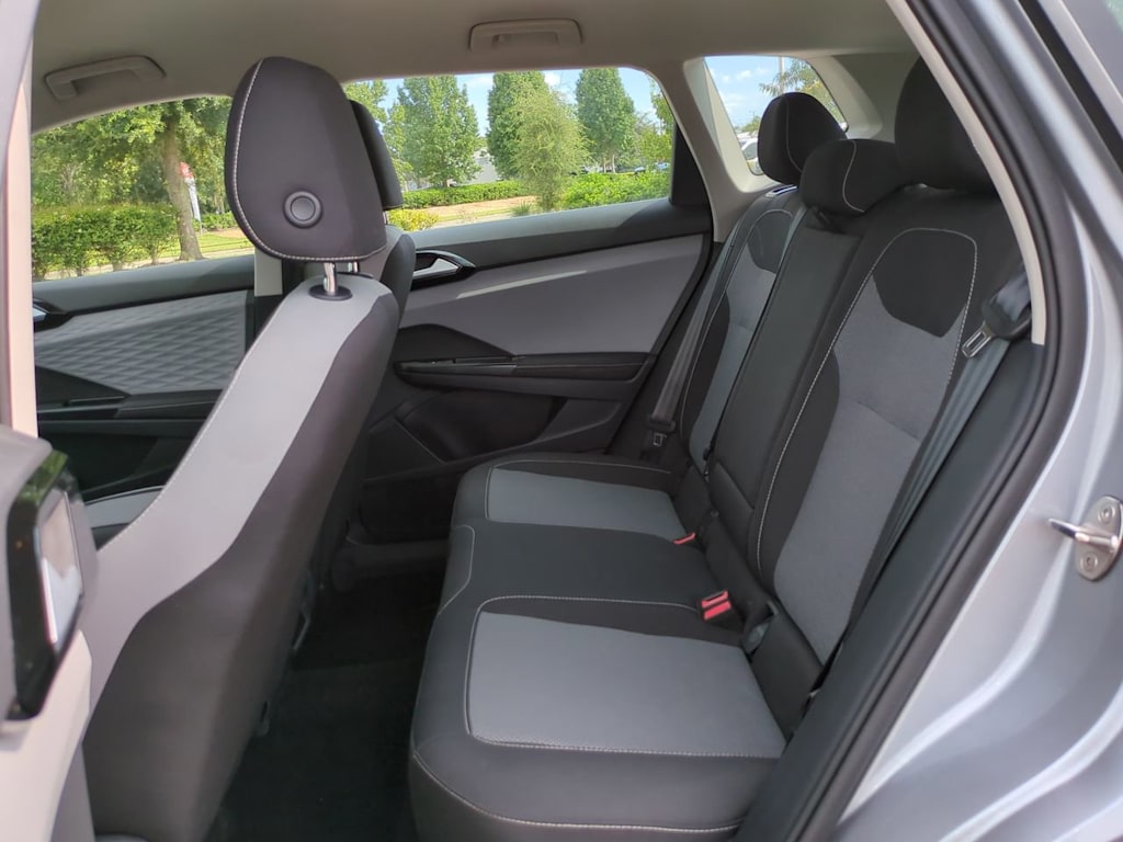 Thumbnail: 2024 Volkswagen Taos - 20