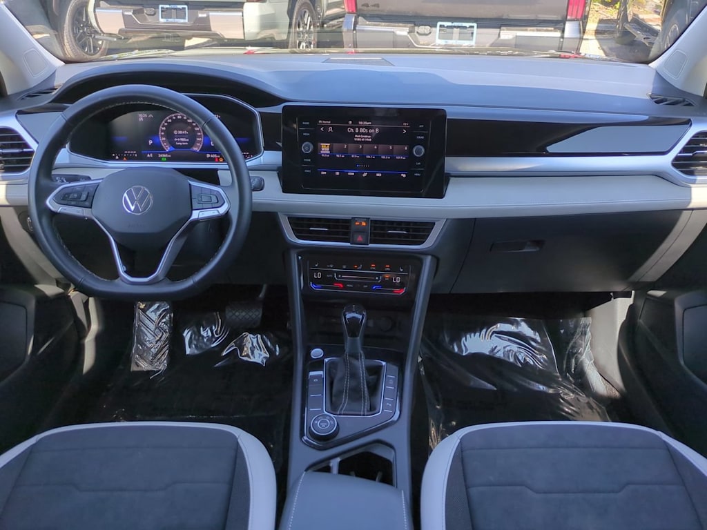 Thumbnail: 2025 Volkswagen Taos - 2