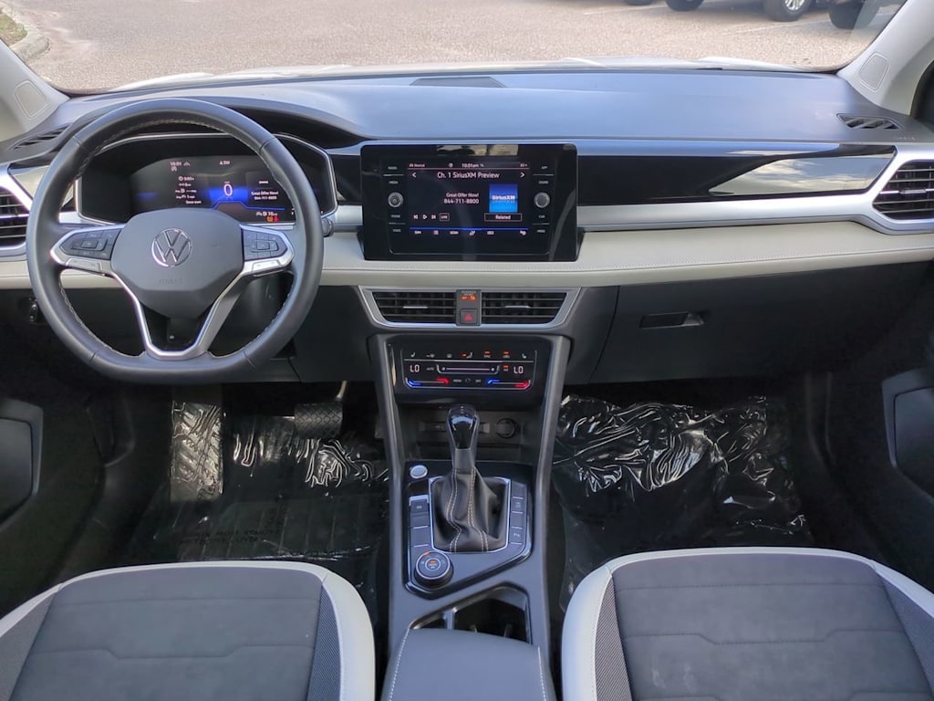 Thumbnail: 2025 Volkswagen Taos - 2