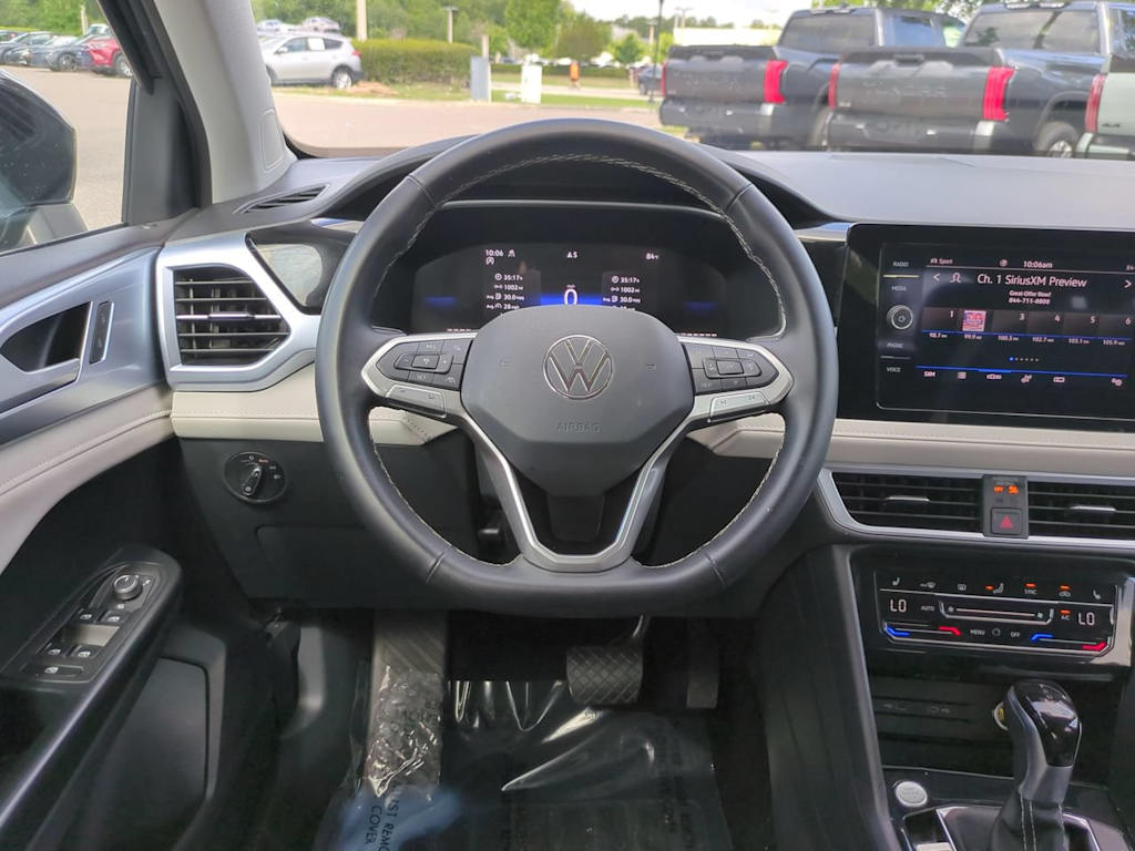 Thumbnail: 2025 Volkswagen Taos - 8