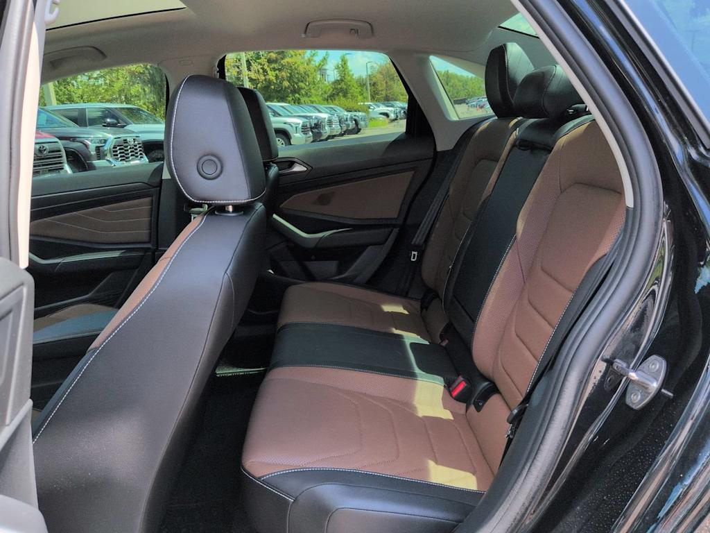 Thumbnail: 2025 Volkswagen Jetta - 19