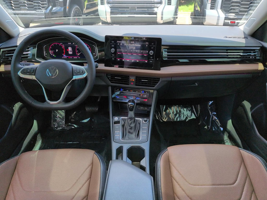 Thumbnail: 2025 Volkswagen Jetta - 2
