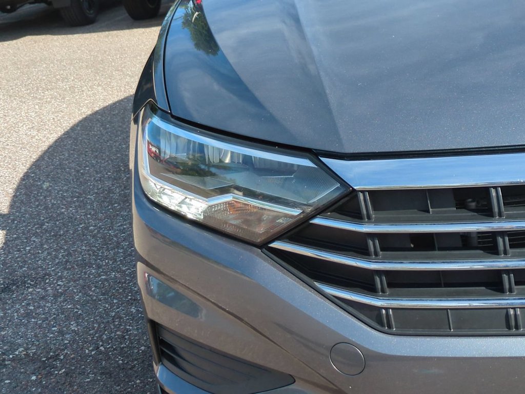 Thumbnail: 2020 Volkswagen Jetta - 17