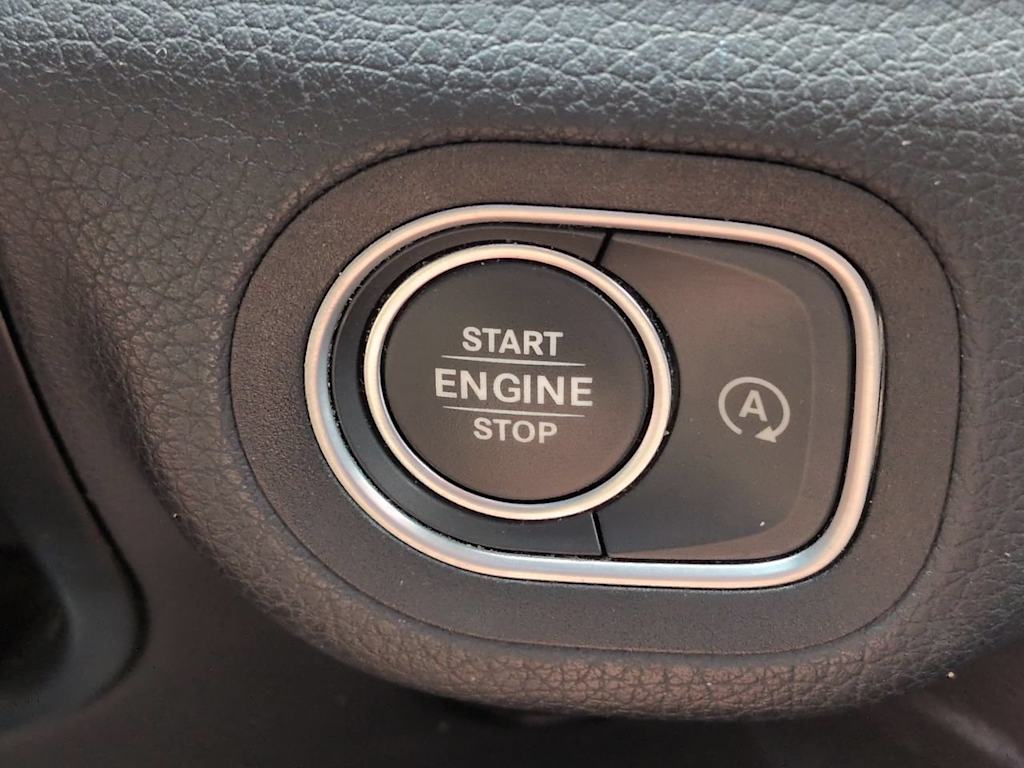 Thumbnail: 2021 Mercedes-Benz GLS - 29