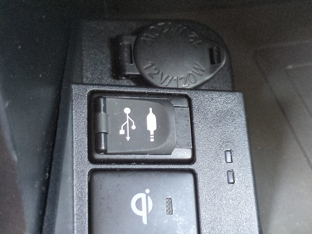 Thumbnail: 2017 Toyota Camry - 23