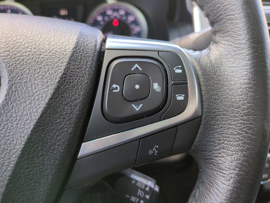 Thumbnail: 2017 Toyota Camry - 27