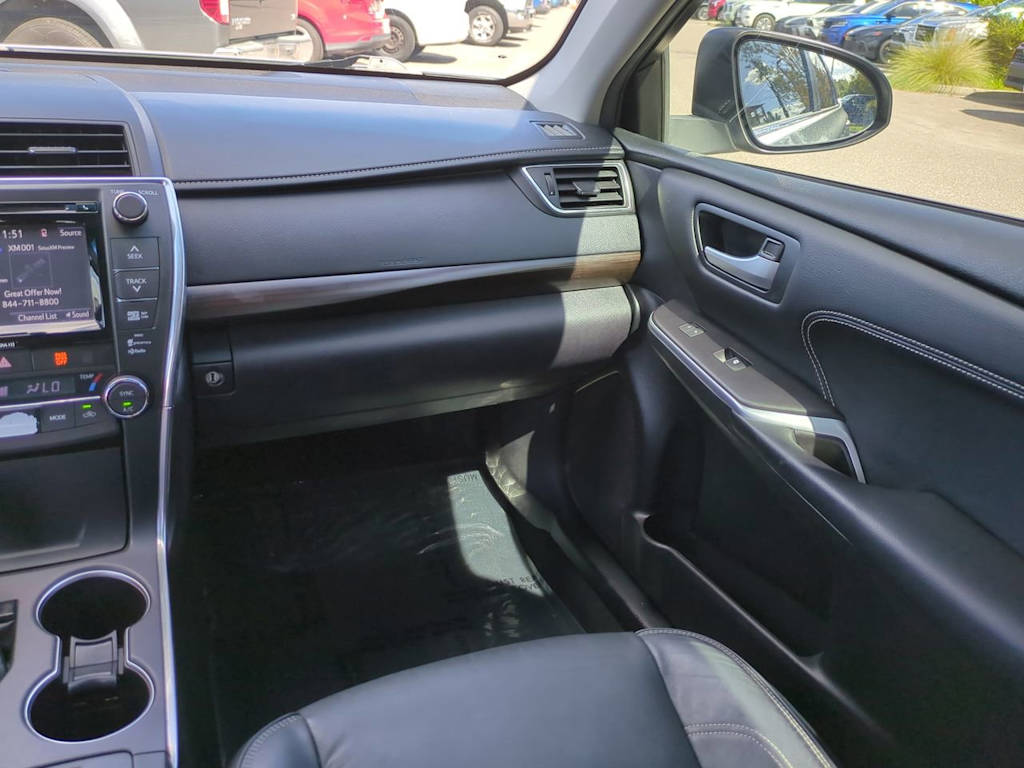 Thumbnail: 2017 Toyota Camry - 20