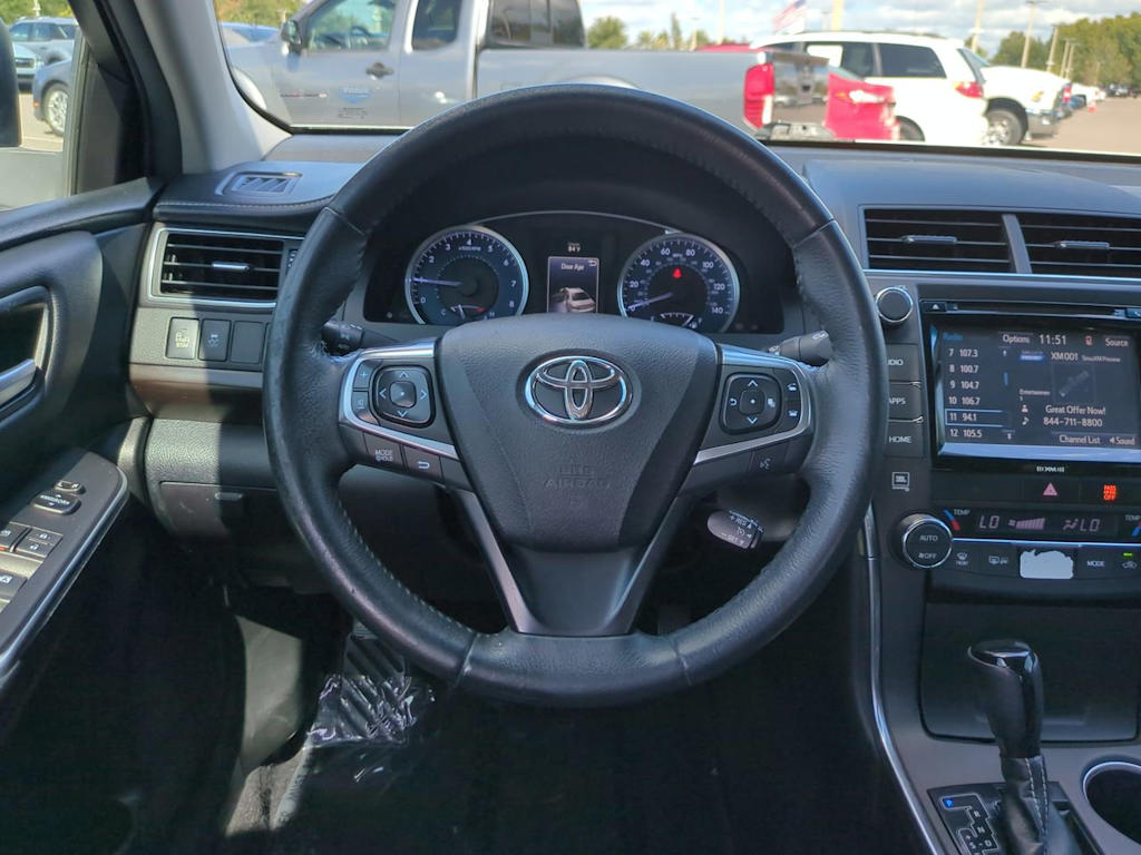 Thumbnail: 2017 Toyota Camry - 8