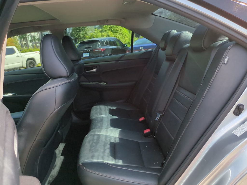 Thumbnail: 2017 Toyota Camry - 11