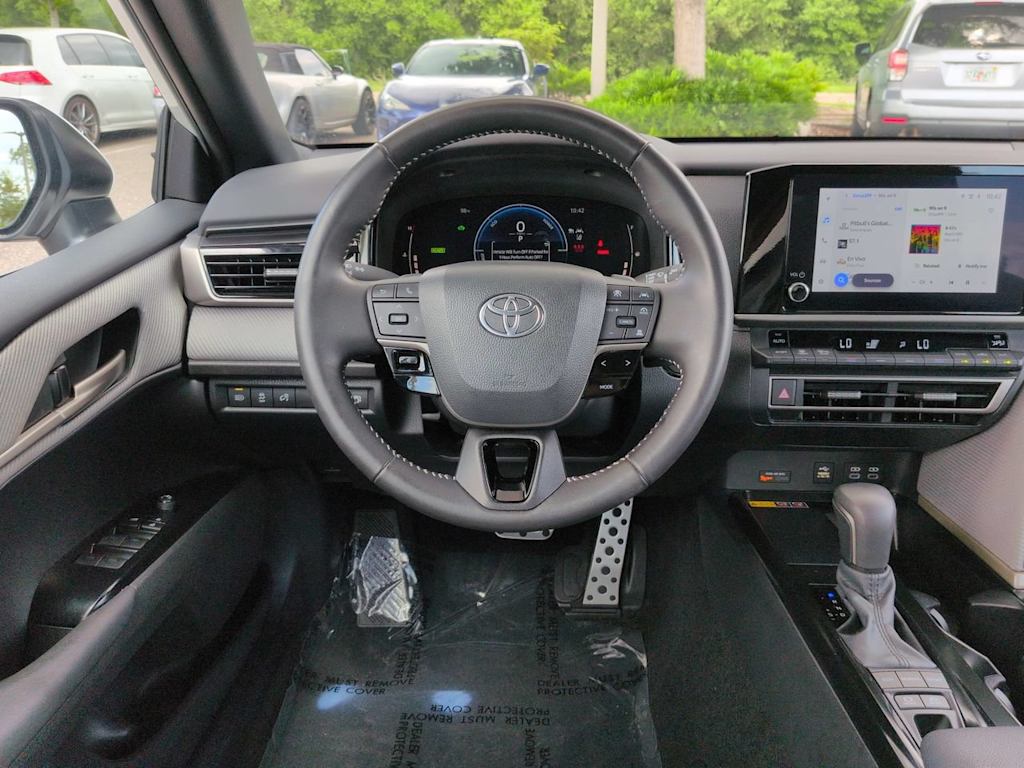 Thumbnail: 2025 Toyota Camry - 9