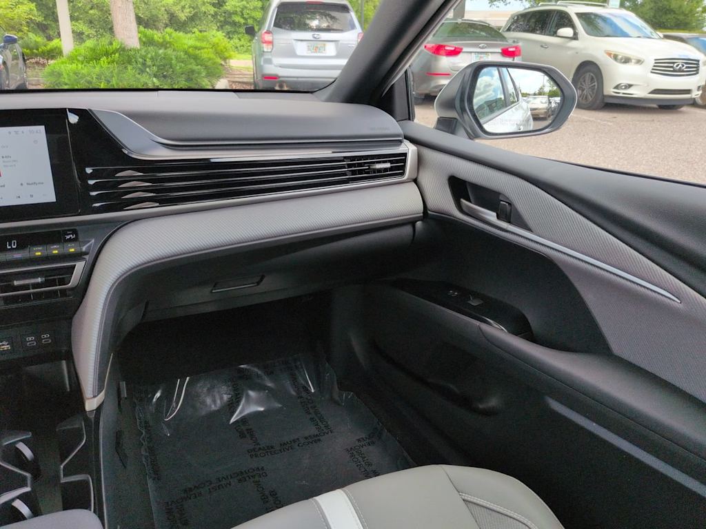Thumbnail: 2025 Toyota Camry - 21