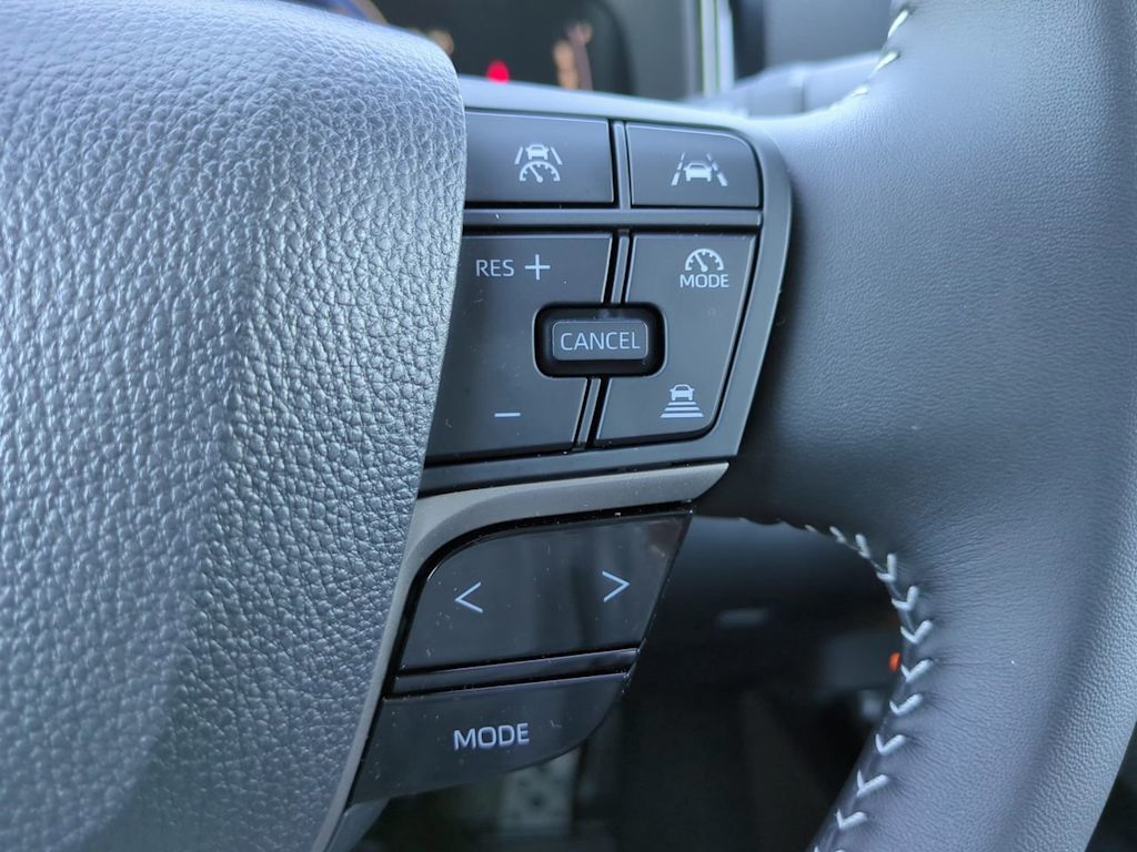 Thumbnail: 2025 Toyota Camry - 23