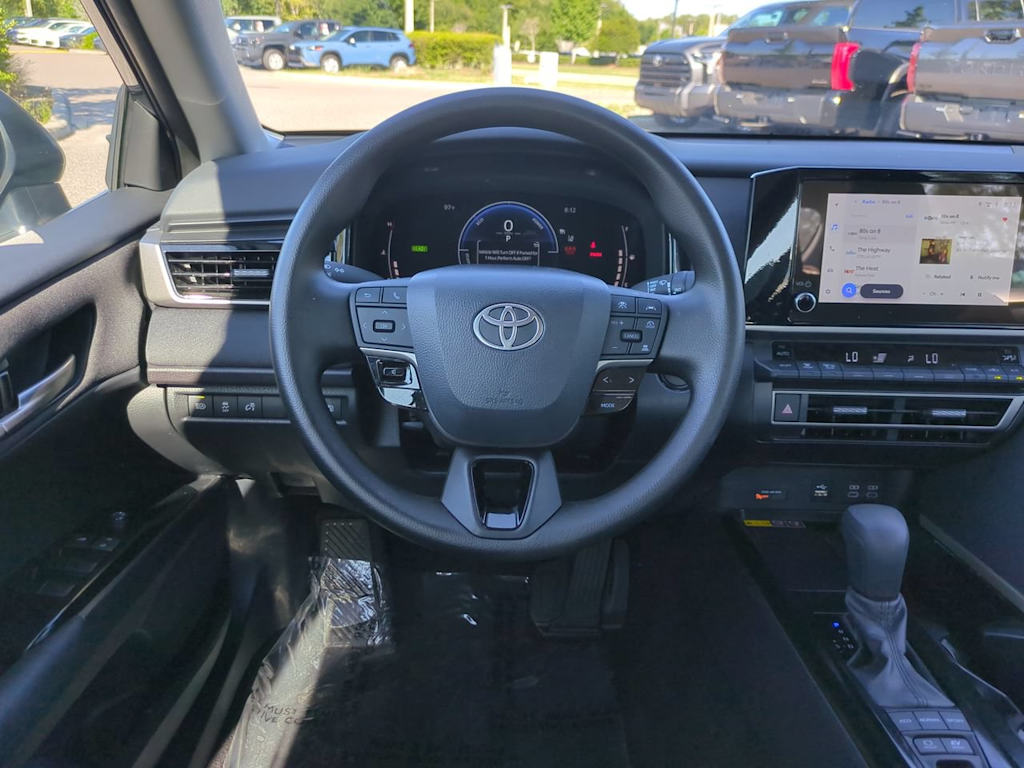 Thumbnail: 2025 Toyota Camry - 9