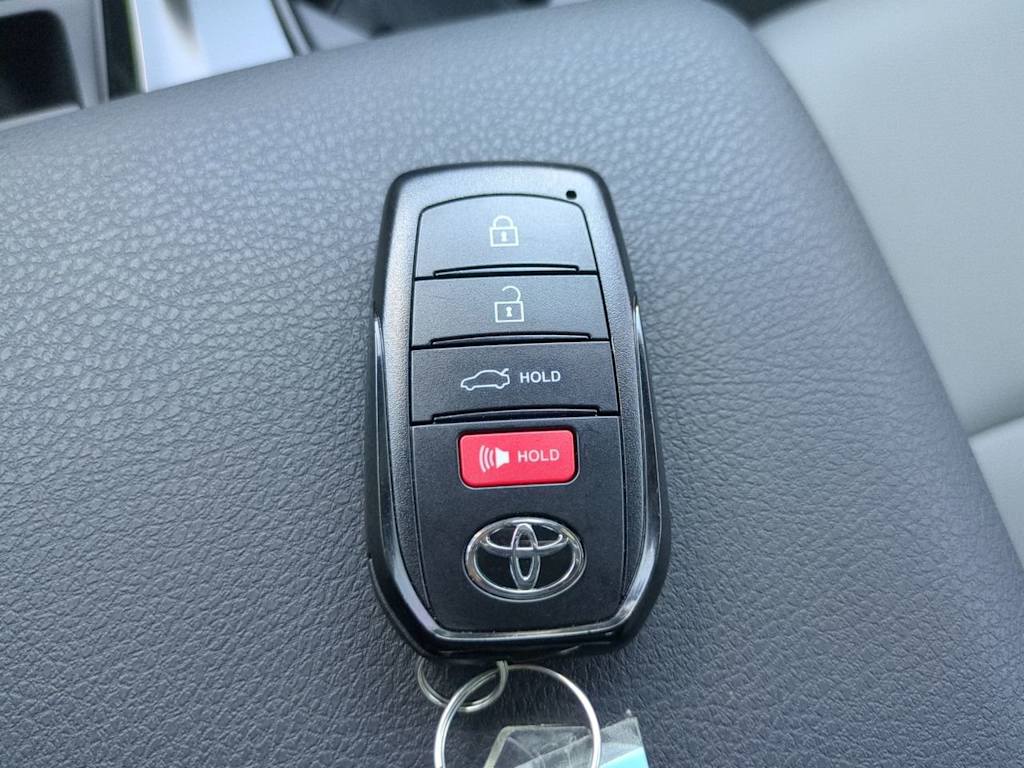 Thumbnail: 2026 Toyota Camry - 16