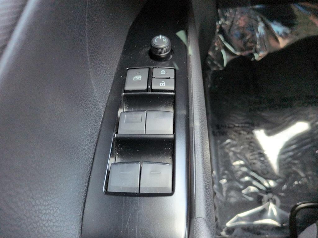 Thumbnail: 2026 Toyota Camry - 23