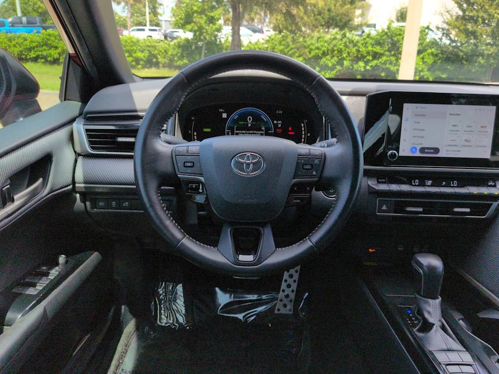Thumbnail: 2025 Toyota Camry - 9