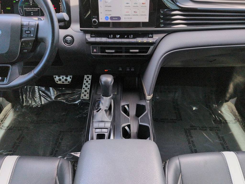 Thumbnail: 2025 Toyota Camry - 13