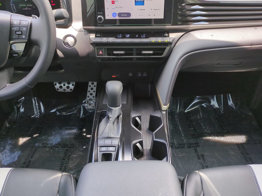 Thumbnail: 2026 Toyota Camry - 13