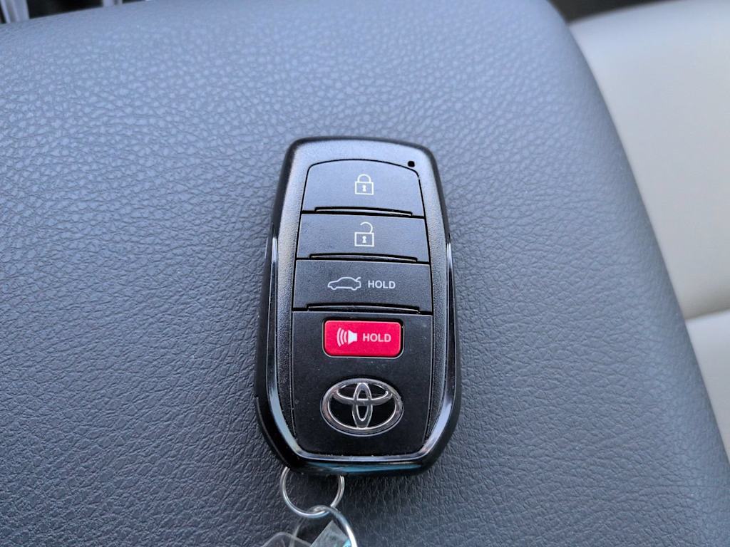 Thumbnail: 2026 Toyota Camry - 15