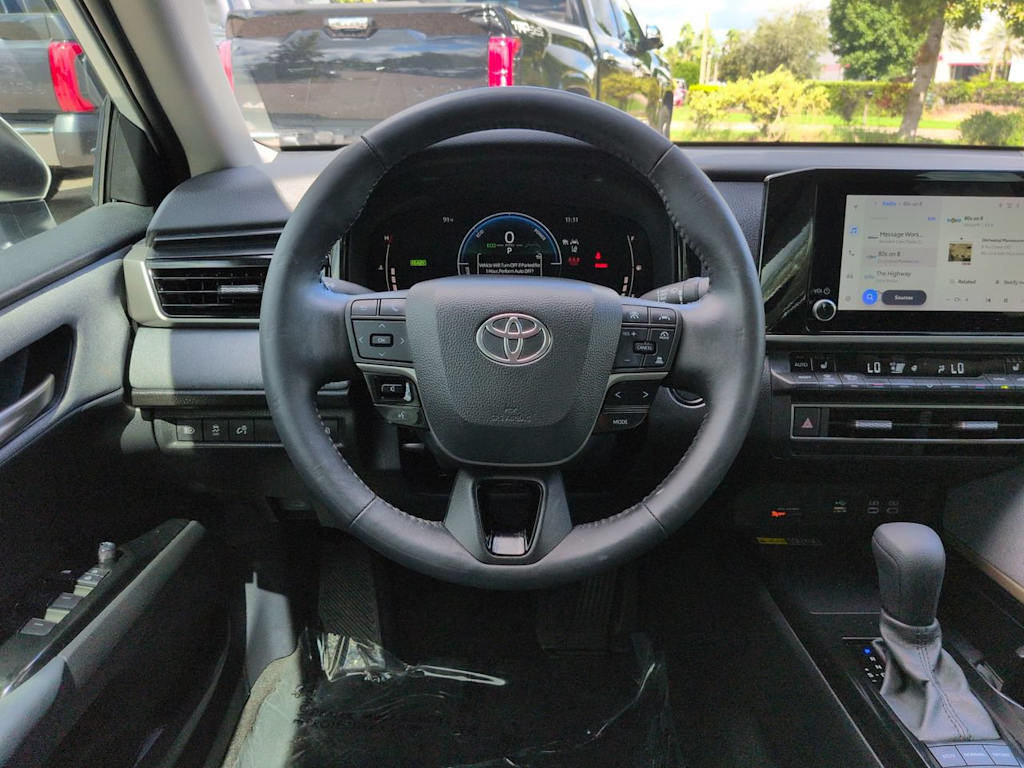 Thumbnail: 2025 Toyota Camry - 9