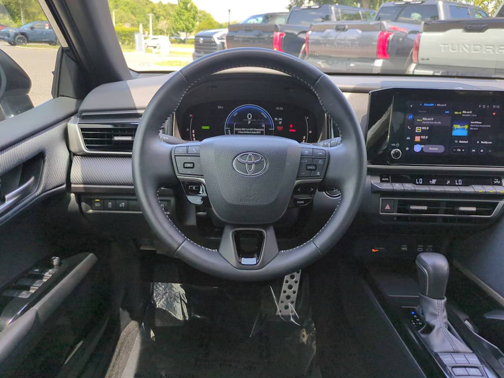 Thumbnail: 2025 Toyota Camry - 9