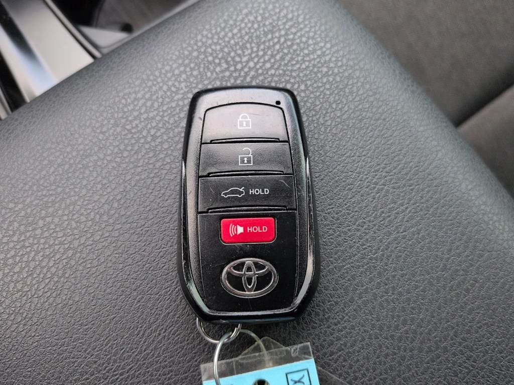 Thumbnail: 2025 Toyota Camry - 16