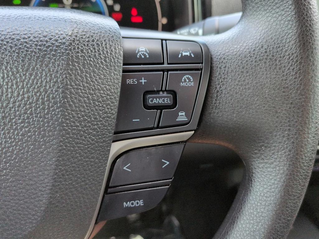 Thumbnail: 2025 Toyota Camry - 25
