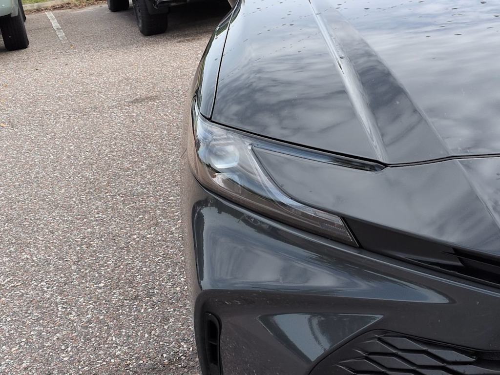 Thumbnail: 2025 Toyota Camry - 18
