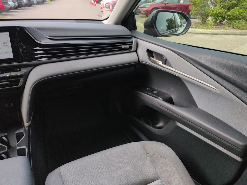 Thumbnail: 2025 Toyota Camry - 20